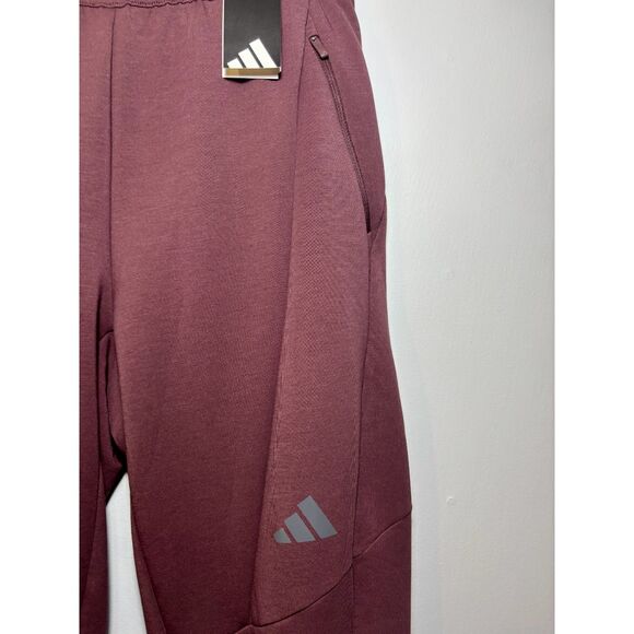 Adidas AEROREADY Men’s Jogger Pants Burgundy Size S New with Tags - Picture 4 of 6